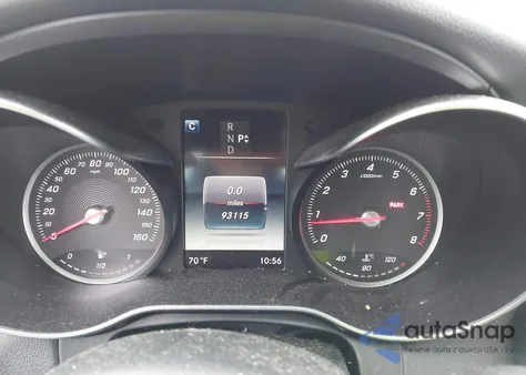 2016 Mercedes-Benz C 300 4Matic/Luxury 4Matic/Sport 4Matic z USA, uszkodzony, nr VIN 55SWF4KB4GU108596